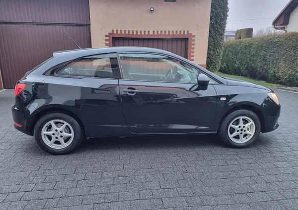 Seat Ibiza cena 17900 przebieg: 137000, rok produkcji 2012 z Wałcz małe 407